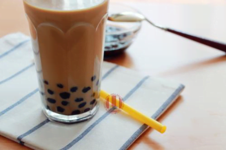 奶茶里的珍珠、椰果和西米露，都是什么東西？吃多了有什么后果？